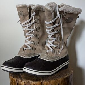 L.L. Bean Snow Boots Rangeley Insulated Winter Boots Tan Black Lace-up Size 7